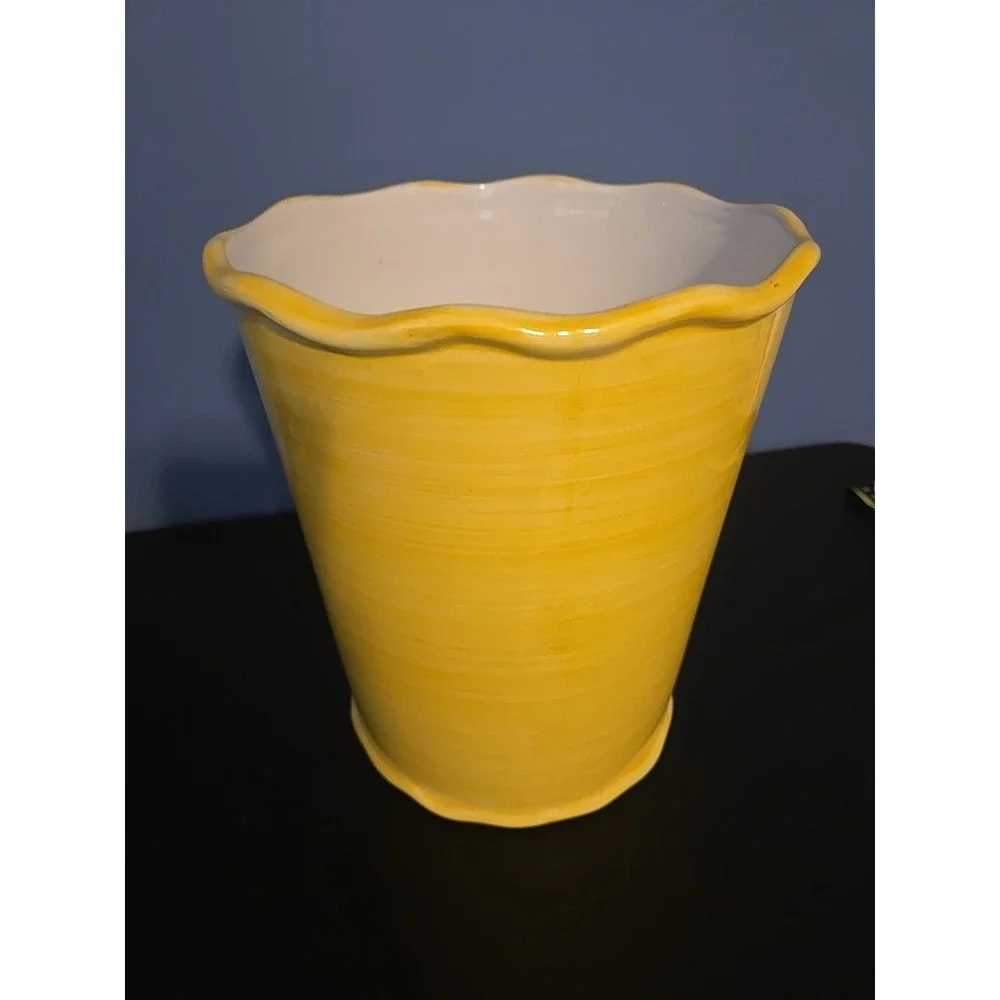 Springmaid Decorative Yellow Container‎ Vase Waste Basket Scalloped Edge